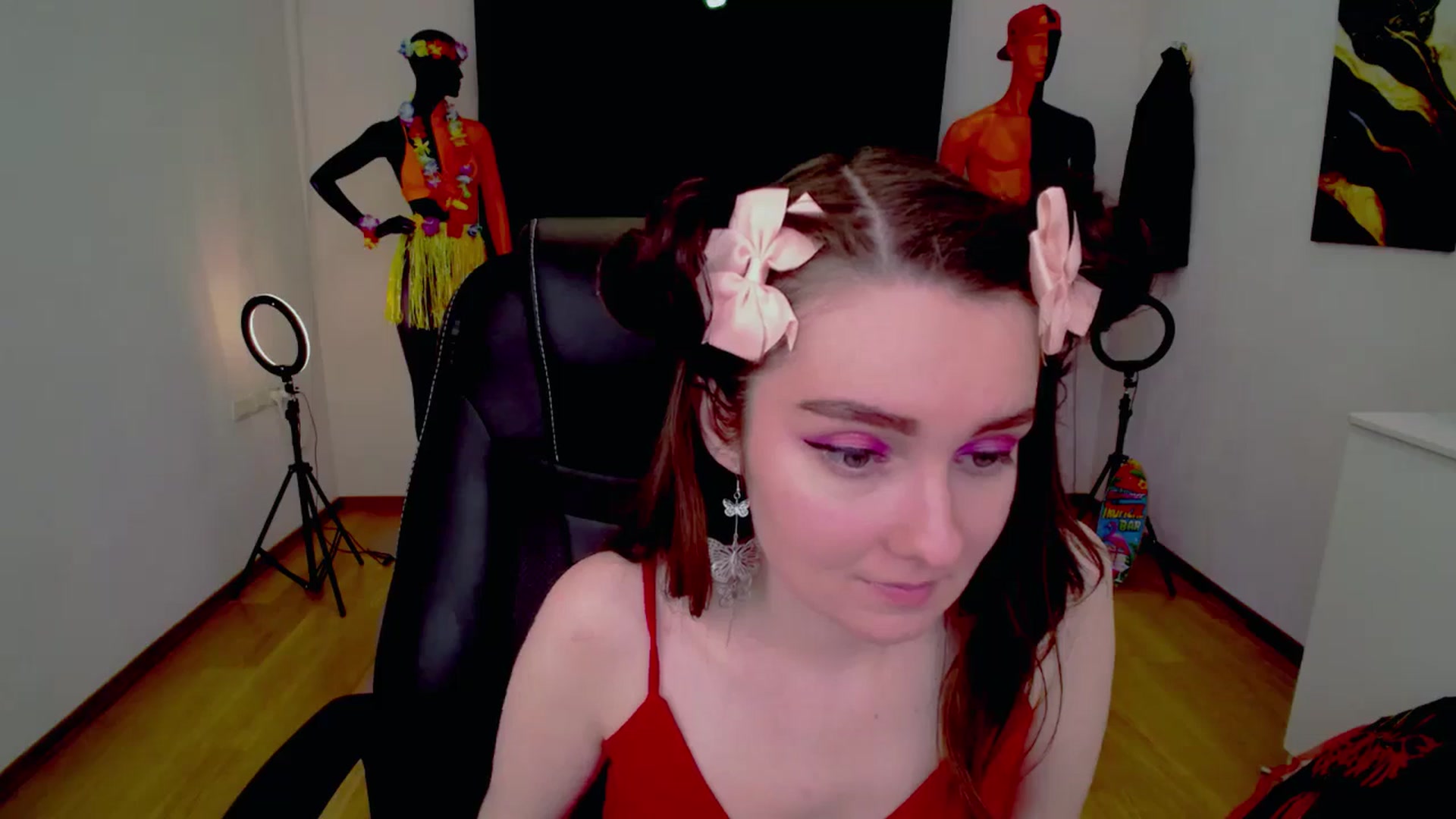 Gallery image thumbnail from Milim_Nava's myfreecams stream on, 08/28/2024, 16:58 image 7 of 20