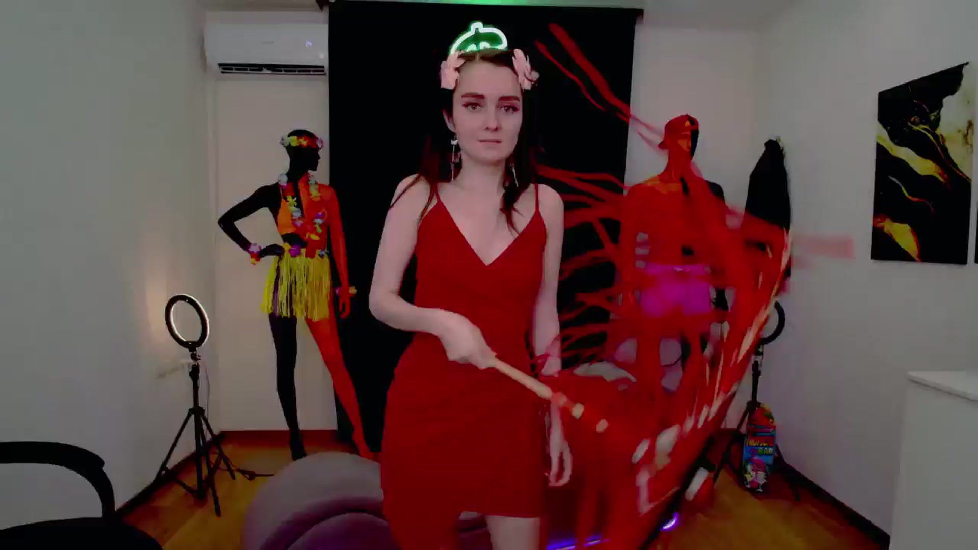Gallery image thumbnail from Milim_Nava's myfreecams stream on, 08/28/2024, 16:58 image 9 of 20