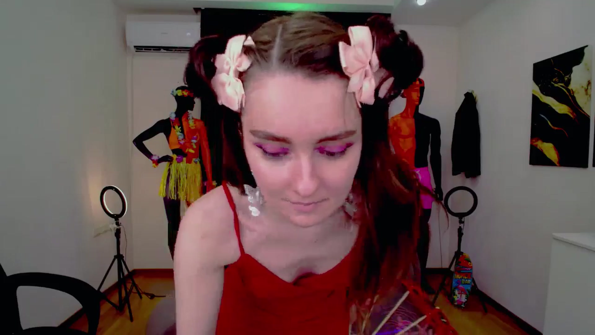 Gallery image thumbnail from Milim_Nava's myfreecams stream on, 08/28/2024, 16:58 image 3 of 20