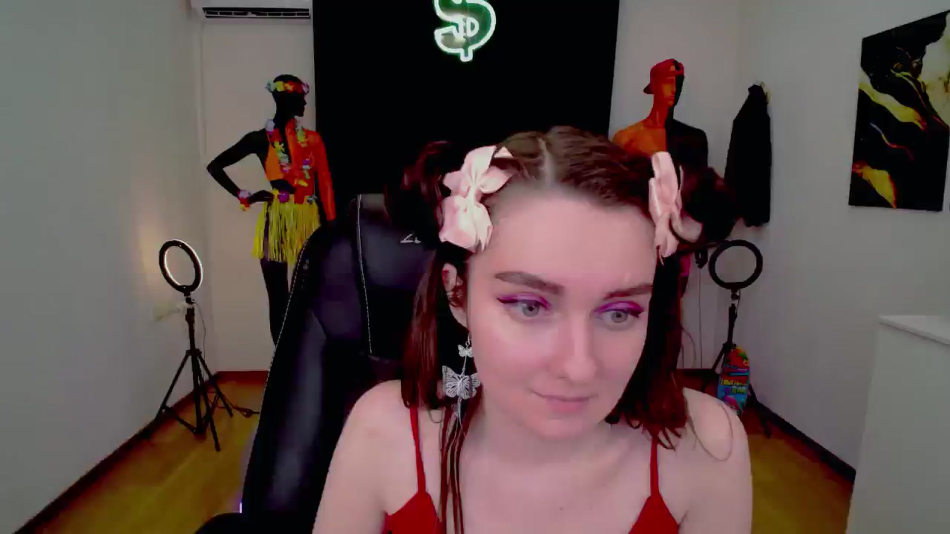 Gallery image thumbnail from Milim_Nava's myfreecams stream on, 08/28/2024, 17:31 image 9 of 20