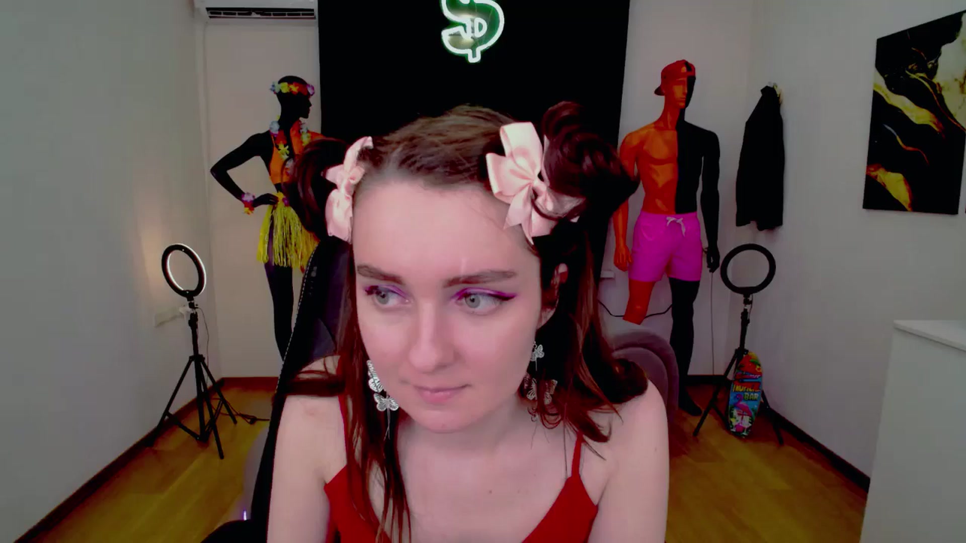Gallery image thumbnail from Milim_Nava's myfreecams stream on, 08/28/2024, 17:31 image 6 of 20