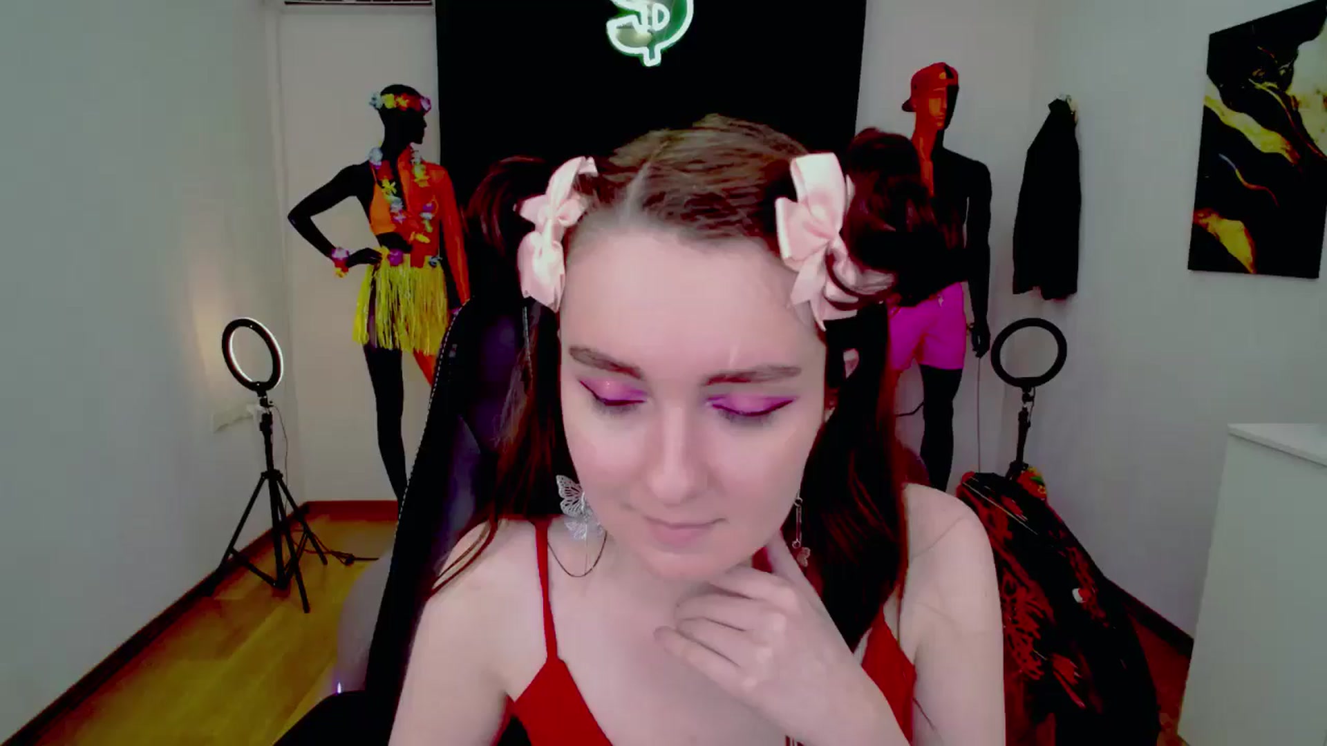 Gallery image thumbnail from Milim_Nava's myfreecams stream on, 08/28/2024, 17:53 image 18 of 20