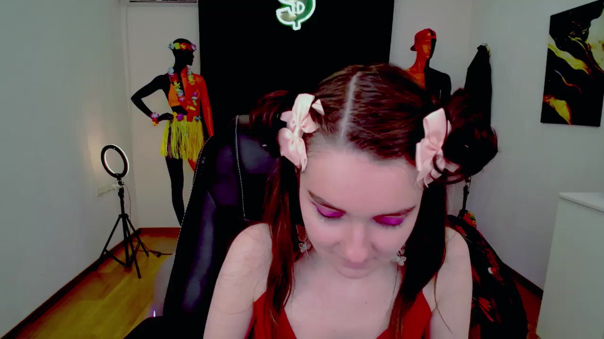 Gallery image thumbnail from Milim_Nava's myfreecams stream on, 08/28/2024, 17:53 image 16 of 20