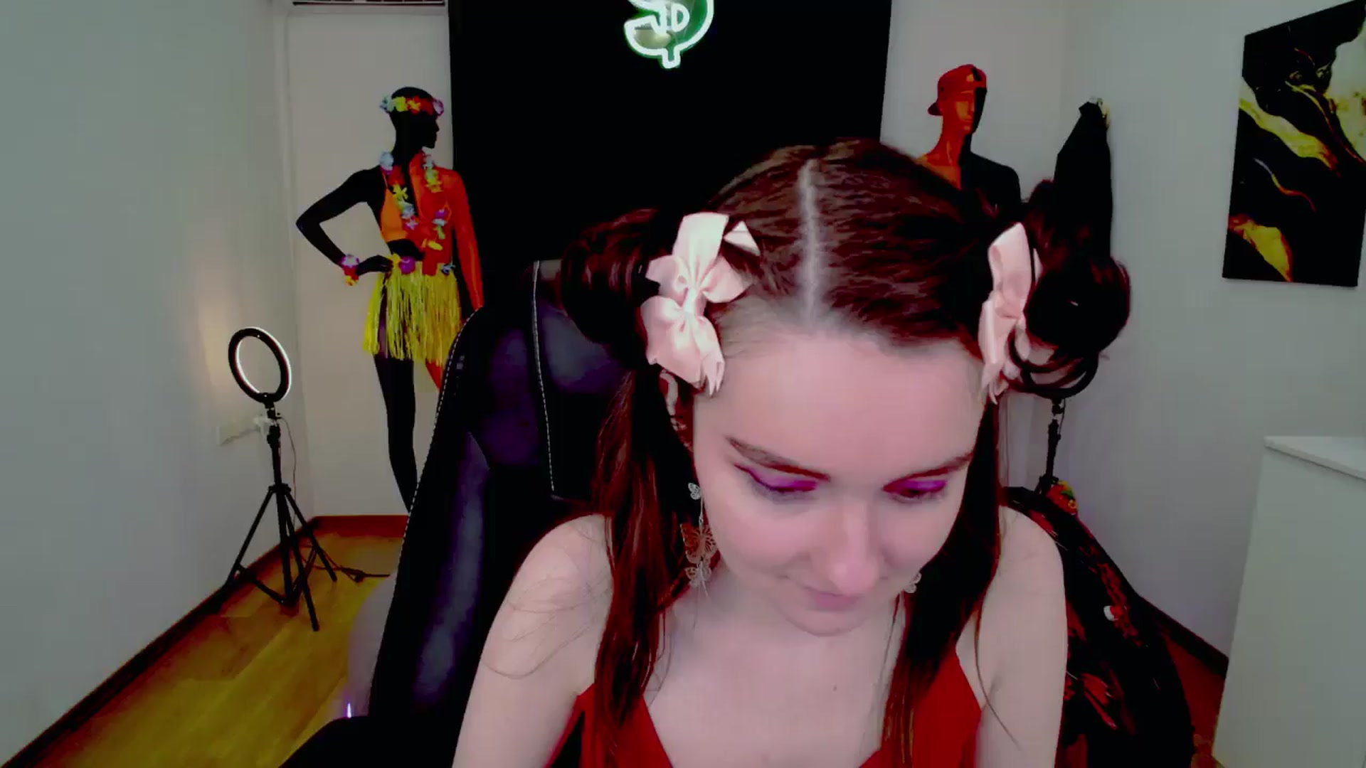 Gallery image thumbnail from Milim_Nava's myfreecams stream on, 08/28/2024, 17:53 image 15 of 20