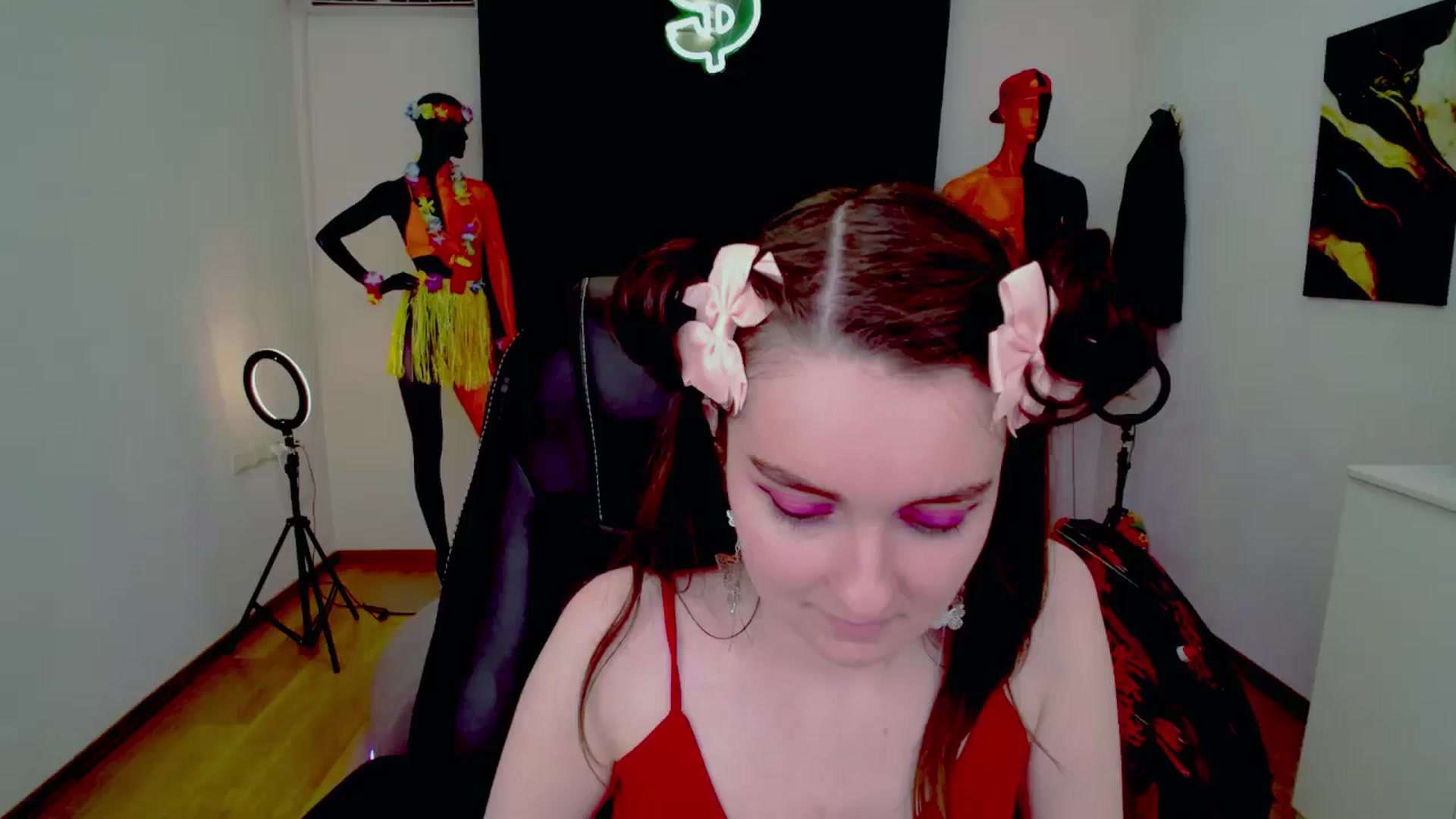 Gallery image thumbnail from Milim_Nava's myfreecams stream on, 08/28/2024, 17:53 image 19 of 20
