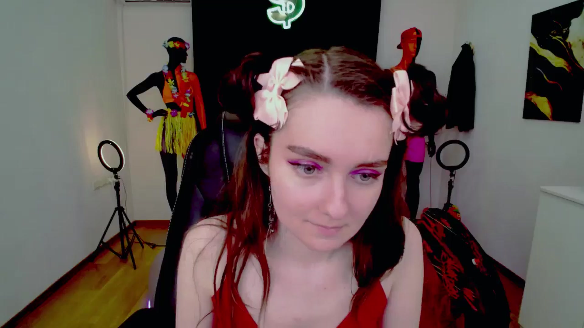 Gallery image thumbnail from Milim_Nava's myfreecams stream on, 08/28/2024, 17:53 image 7 of 20