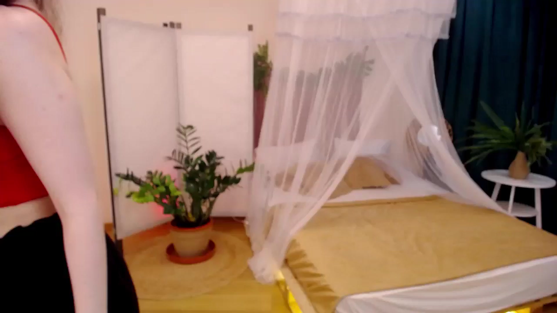 Gallery image thumbnail from Milim_Nava's myfreecams stream on, 08/31/2024, 18:33 image 18 of 20