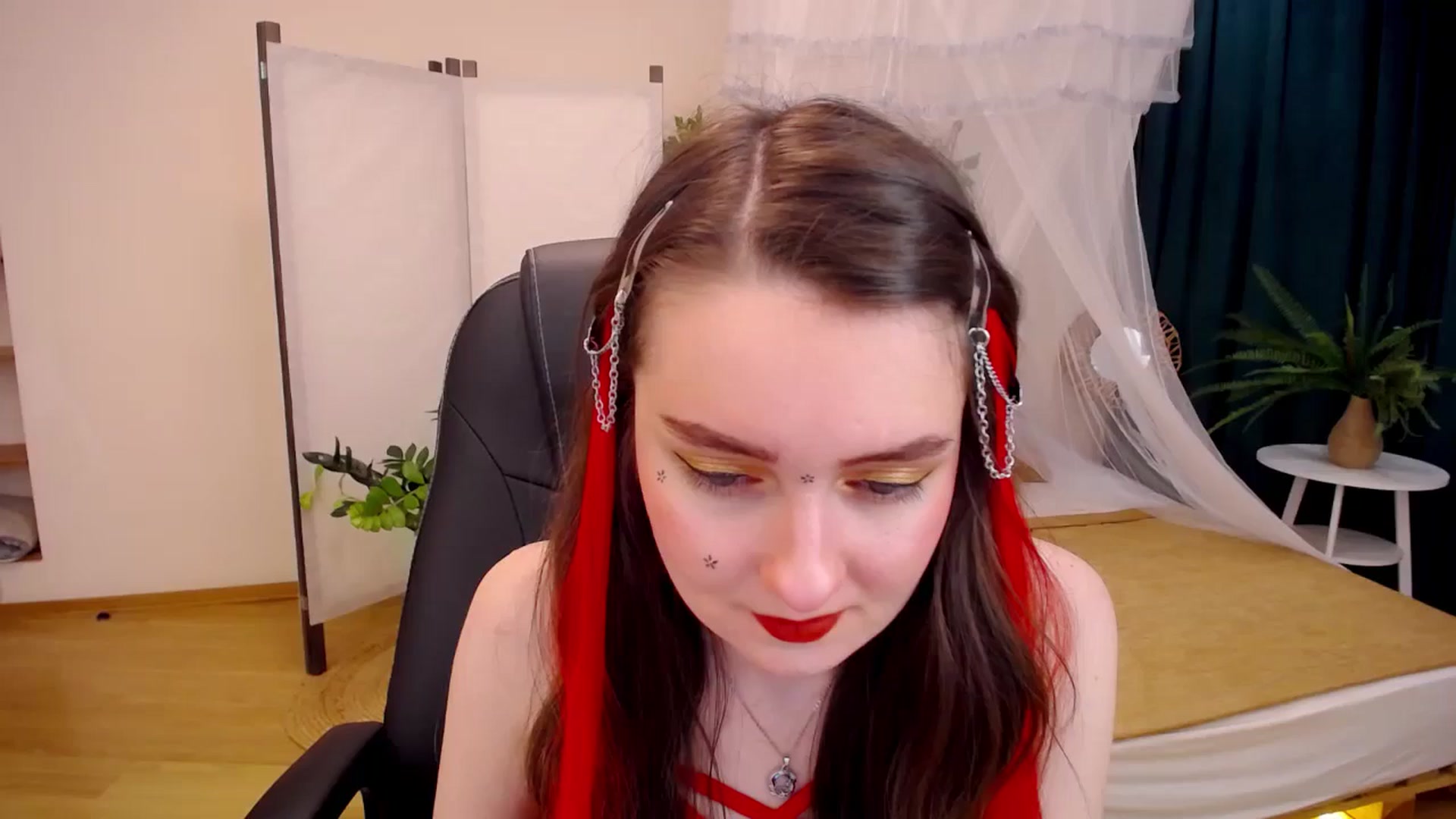 Gallery image thumbnail from Milim_Nava's myfreecams stream on, 08/31/2024, 18:33 image 14 of 20