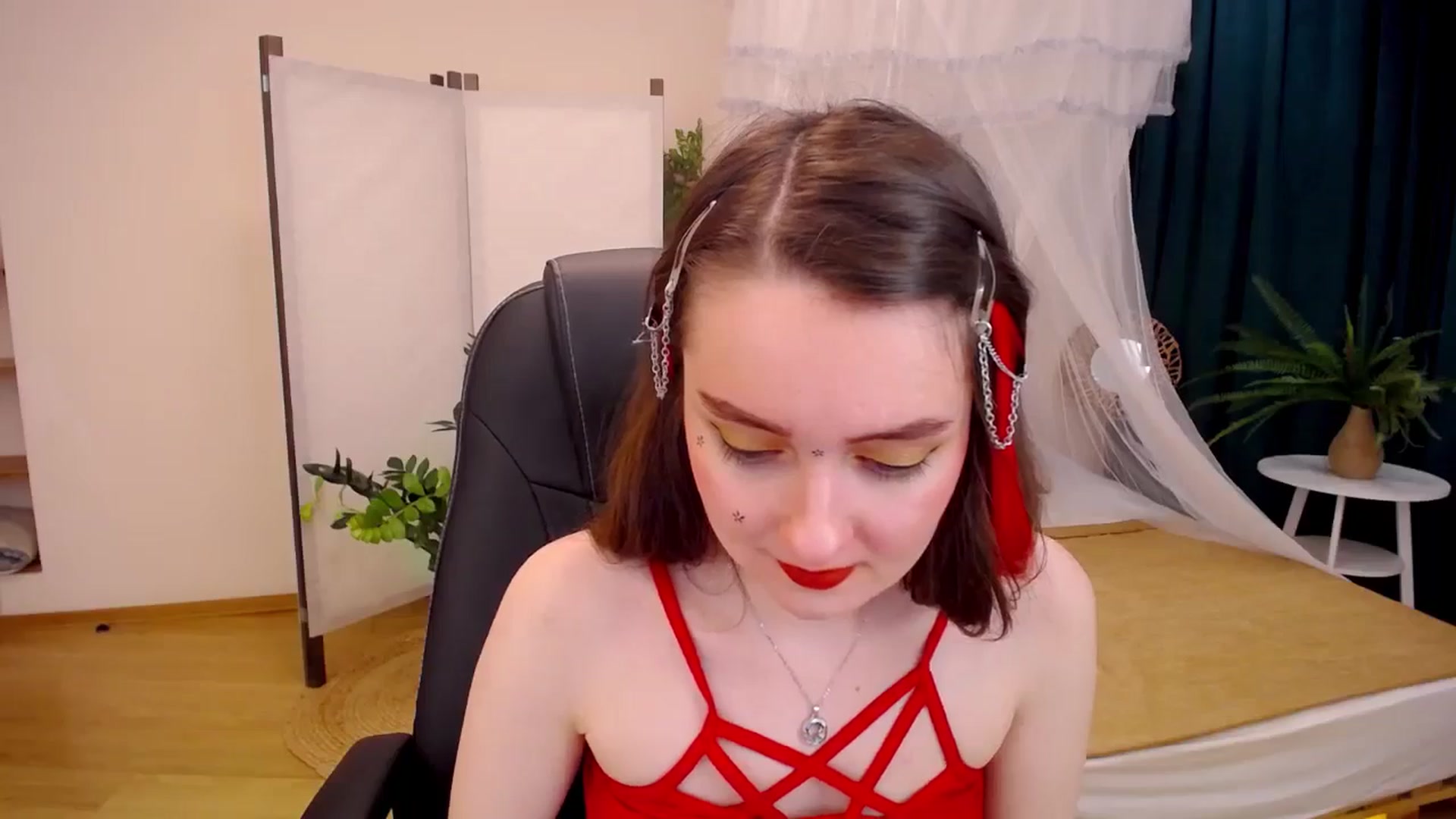 Gallery image thumbnail from Milim_Nava's myfreecams stream on, 08/31/2024, 19:20 image 9 of 20