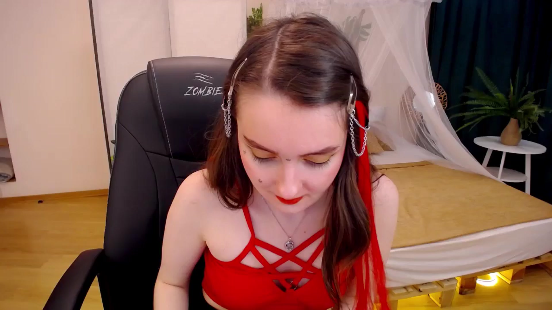 Gallery image thumbnail from Milim_Nava's myfreecams stream on, 08/31/2024, 21:26 image 17 of 20