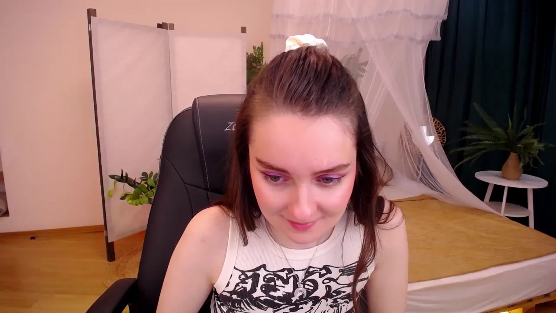 Gallery image thumbnail from Milim_Nava's myfreecams stream on, 09/03/2024, 10:57 image 14 of 20