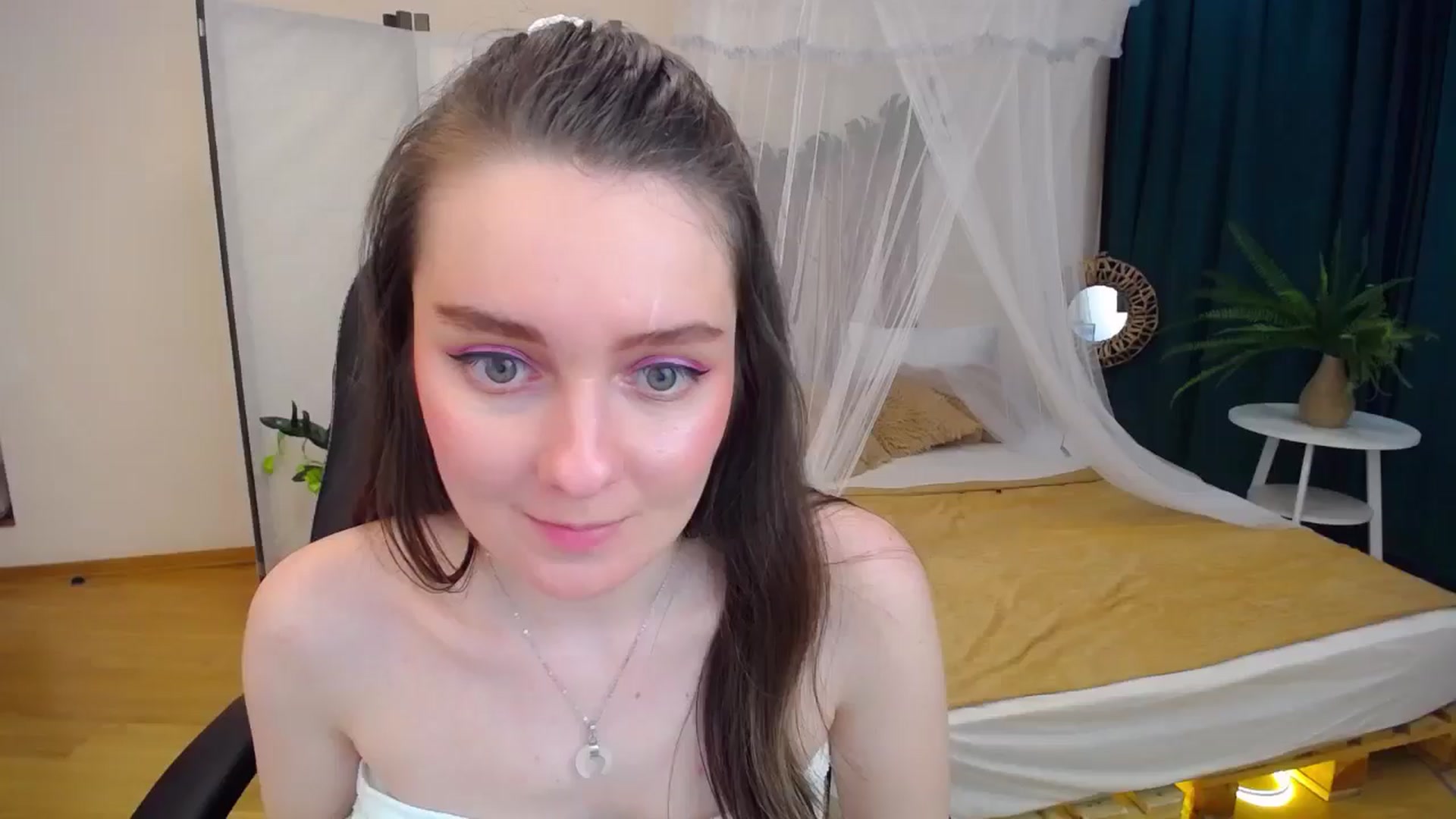 Gallery image thumbnail from Milim_Nava's myfreecams stream on, 09/03/2024, 15:34 image 19 of 20