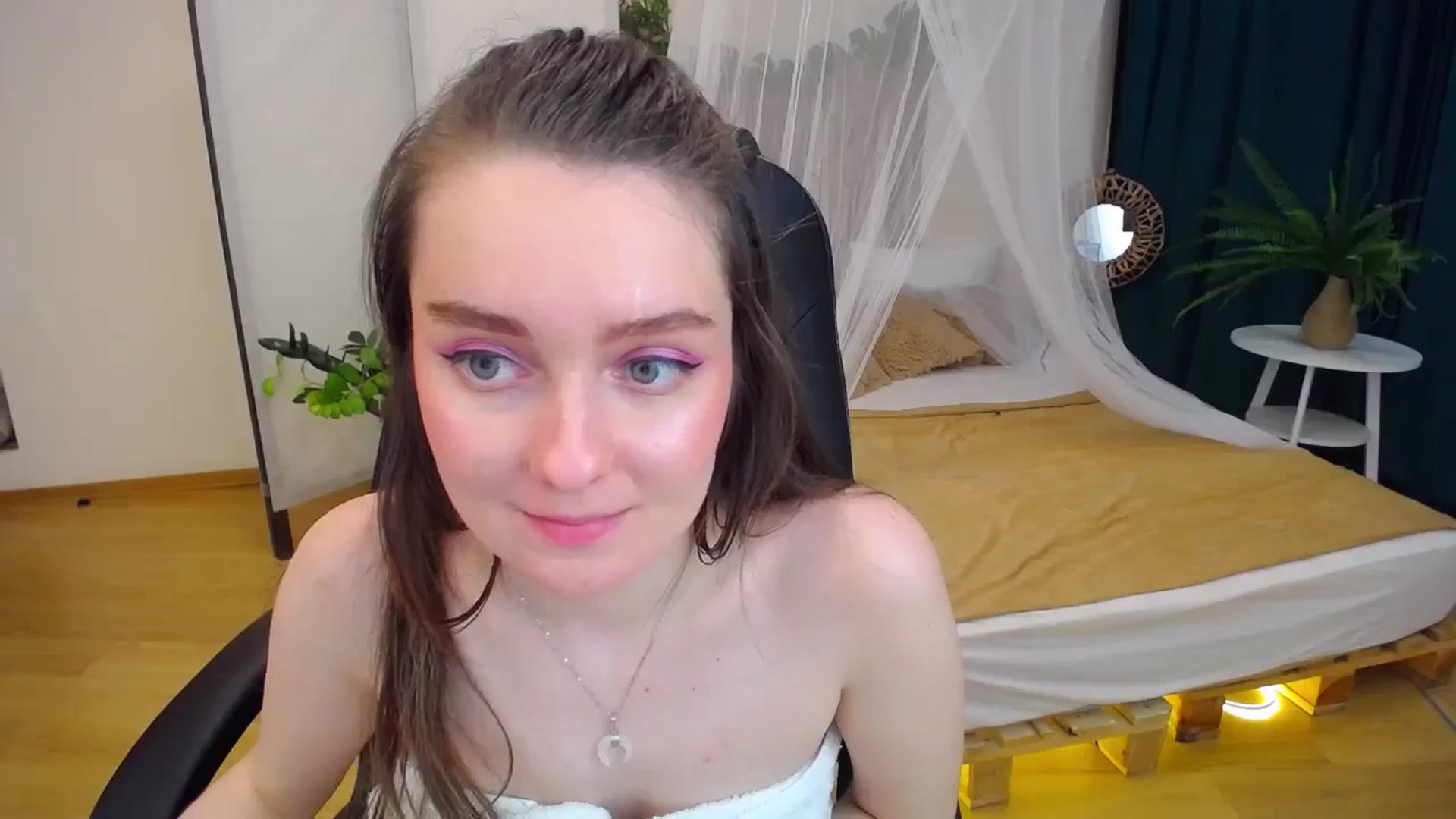 Gallery image thumbnail from Milim_Nava's myfreecams stream on, 09/03/2024, 15:49 image 2 of 20
