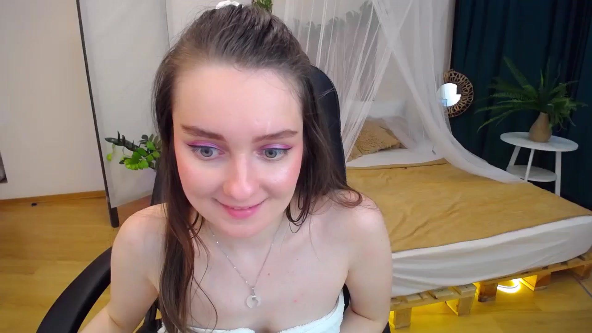 Gallery image thumbnail from Milim_Nava's myfreecams stream on, 09/03/2024, 15:49 image 7 of 20