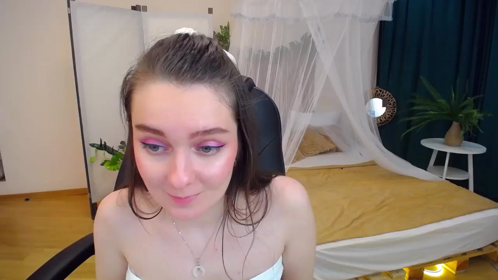 Gallery image thumbnail from Milim_Nava's myfreecams stream on, 09/03/2024, 16:09 image 15 of 20