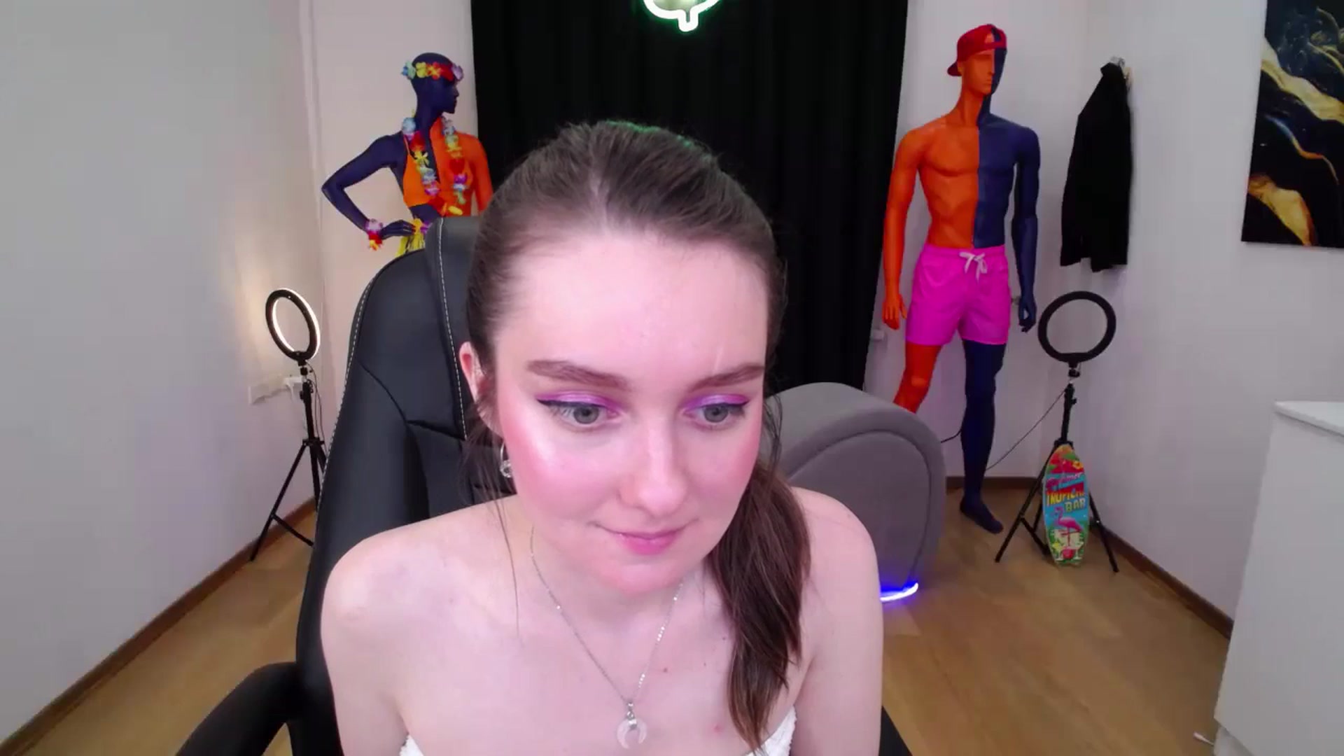 Gallery image thumbnail from Milim_Nava's myfreecams stream on, 09/05/2024, 07:50 image 10 of 20