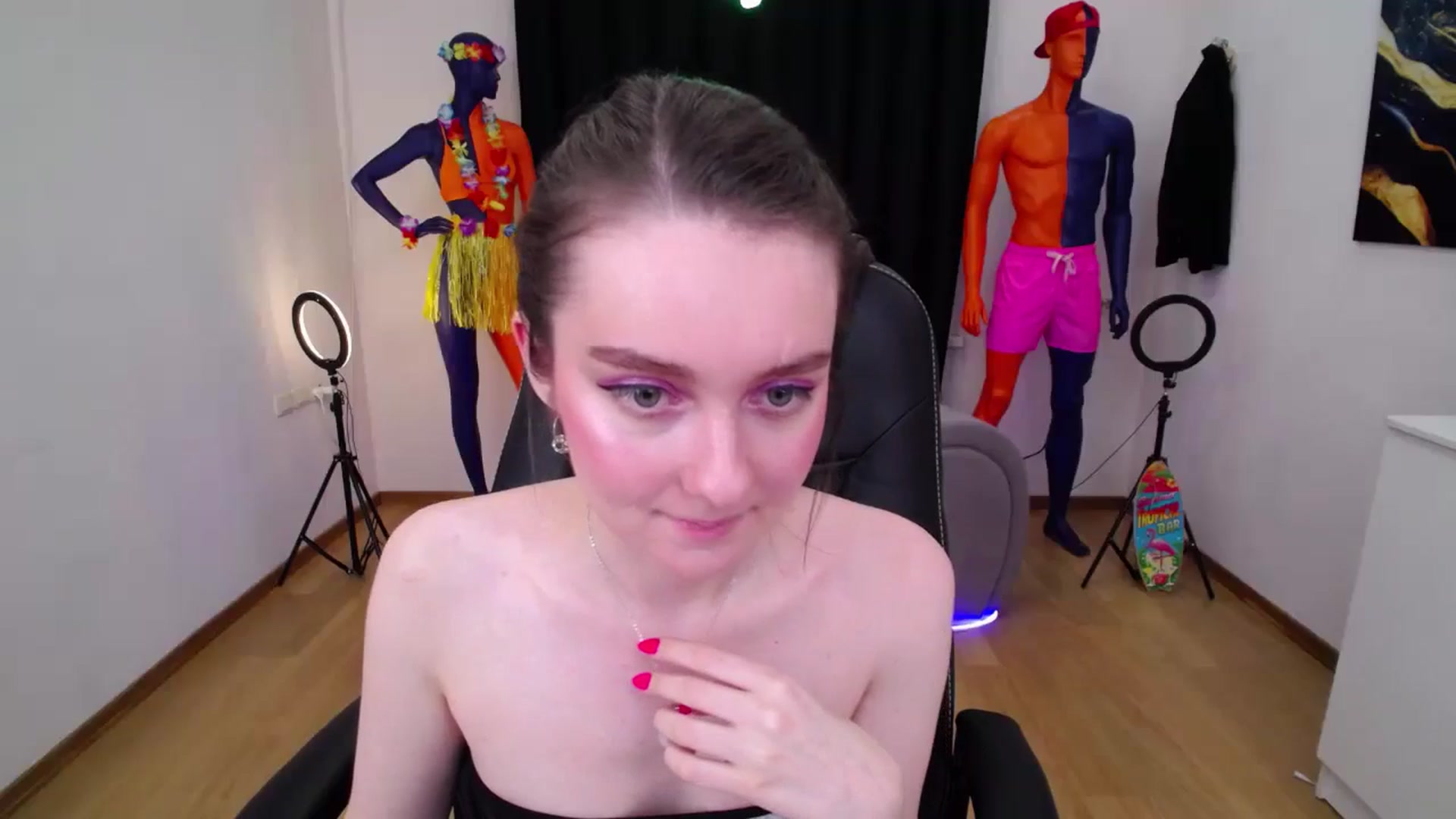 Gallery image thumbnail from Milim_Nava's myfreecams stream on, 09/05/2024, 09:50 image 18 of 20