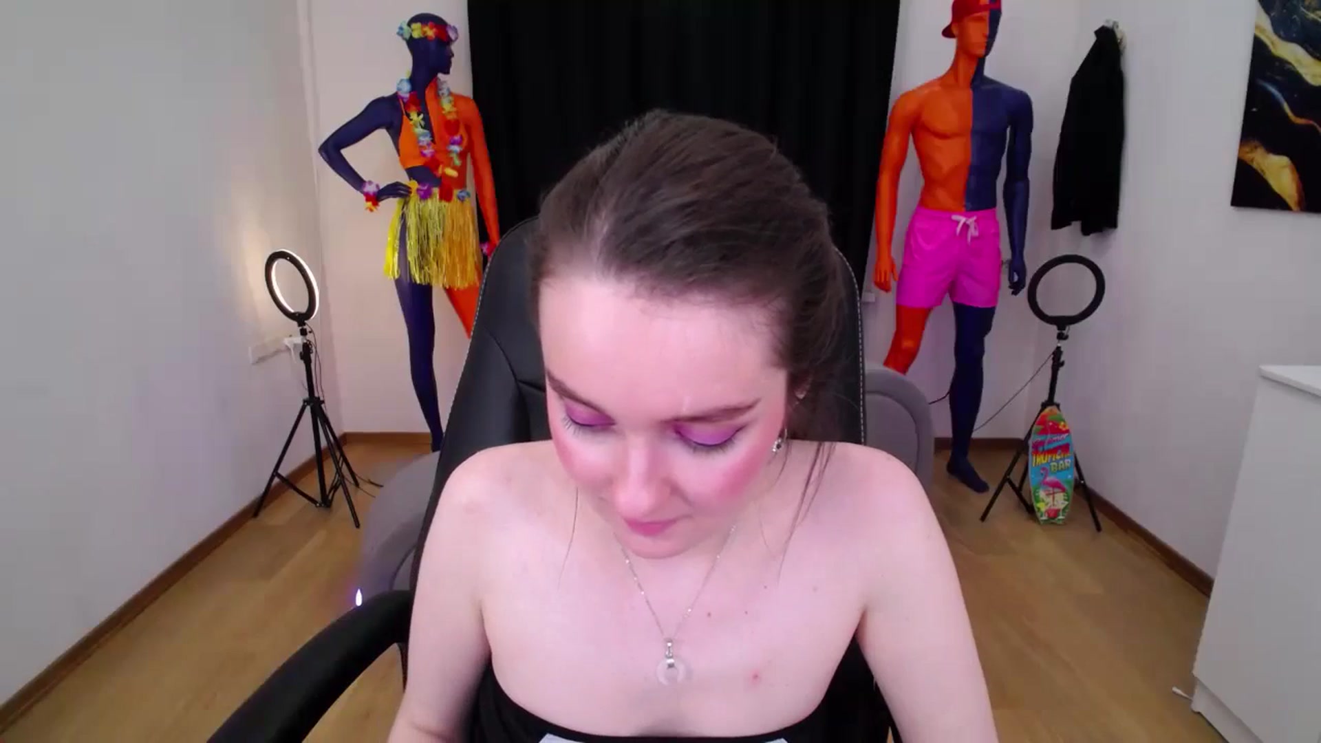 Gallery image thumbnail from Milim_Nava's myfreecams stream on, 09/05/2024, 09:50 image 16 of 20