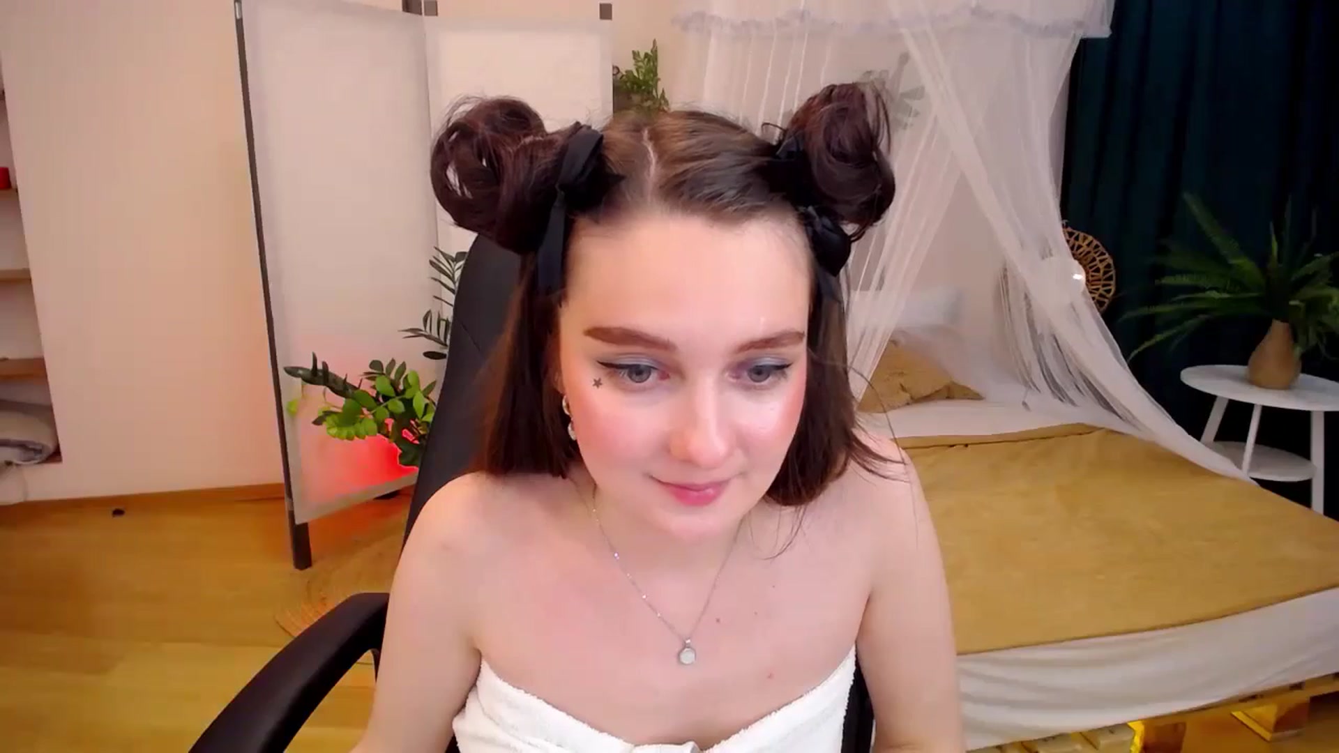 Gallery image thumbnail from Milim_Nava's myfreecams stream on, 09/06/2024, 06:50 image 10 of 20