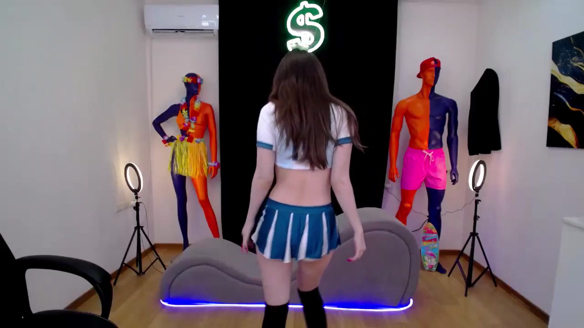 Gallery image thumbnail from Milim_Nava's myfreecams stream on, 09/10/2024, 14:08 image 13 of 20