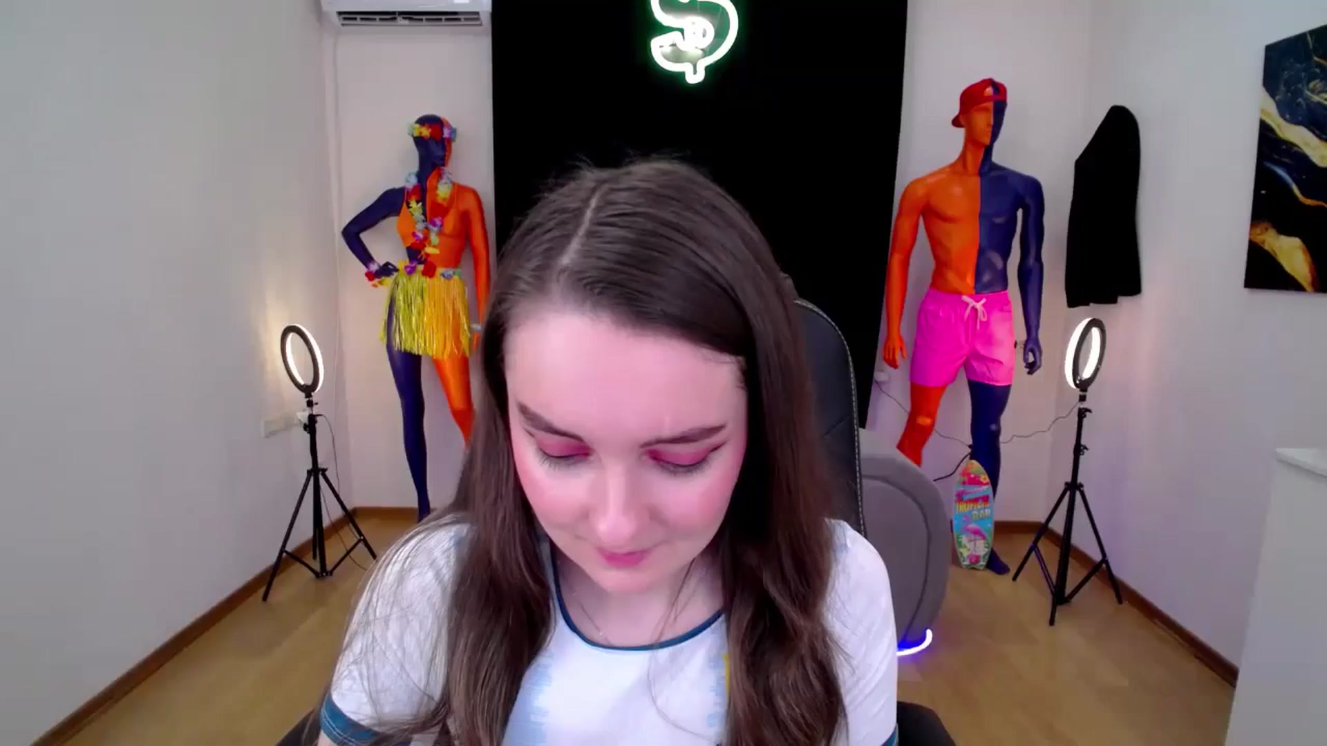 Gallery image thumbnail from Milim_Nava's myfreecams stream on, 09/10/2024, 14:08 image 1 of 20