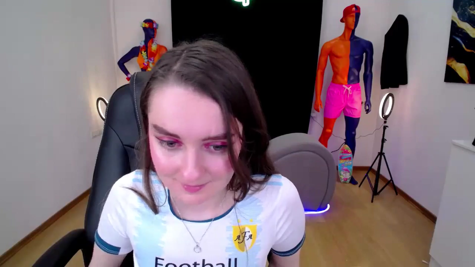 Gallery image thumbnail from Milim_Nava's myfreecams stream on, 09/10/2024, 14:46 image 11 of 20