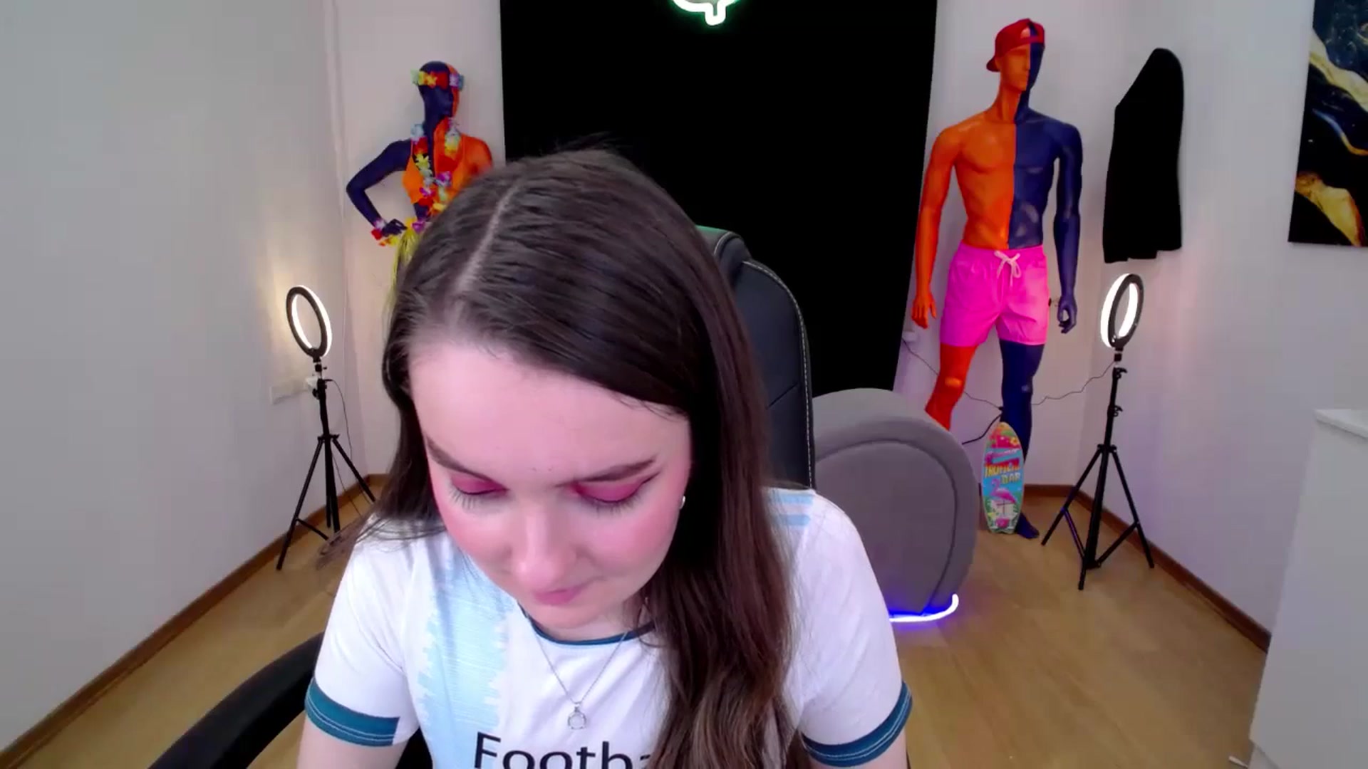 Gallery image thumbnail from Milim_Nava's myfreecams stream on, 09/10/2024, 16:39 image 15 of 20