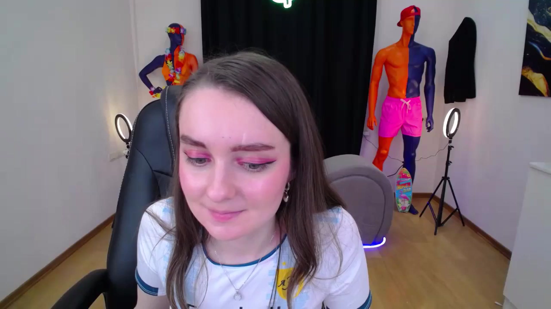 Gallery image thumbnail from Milim_Nava's myfreecams stream on, 09/10/2024, 17:23 image 16 of 20