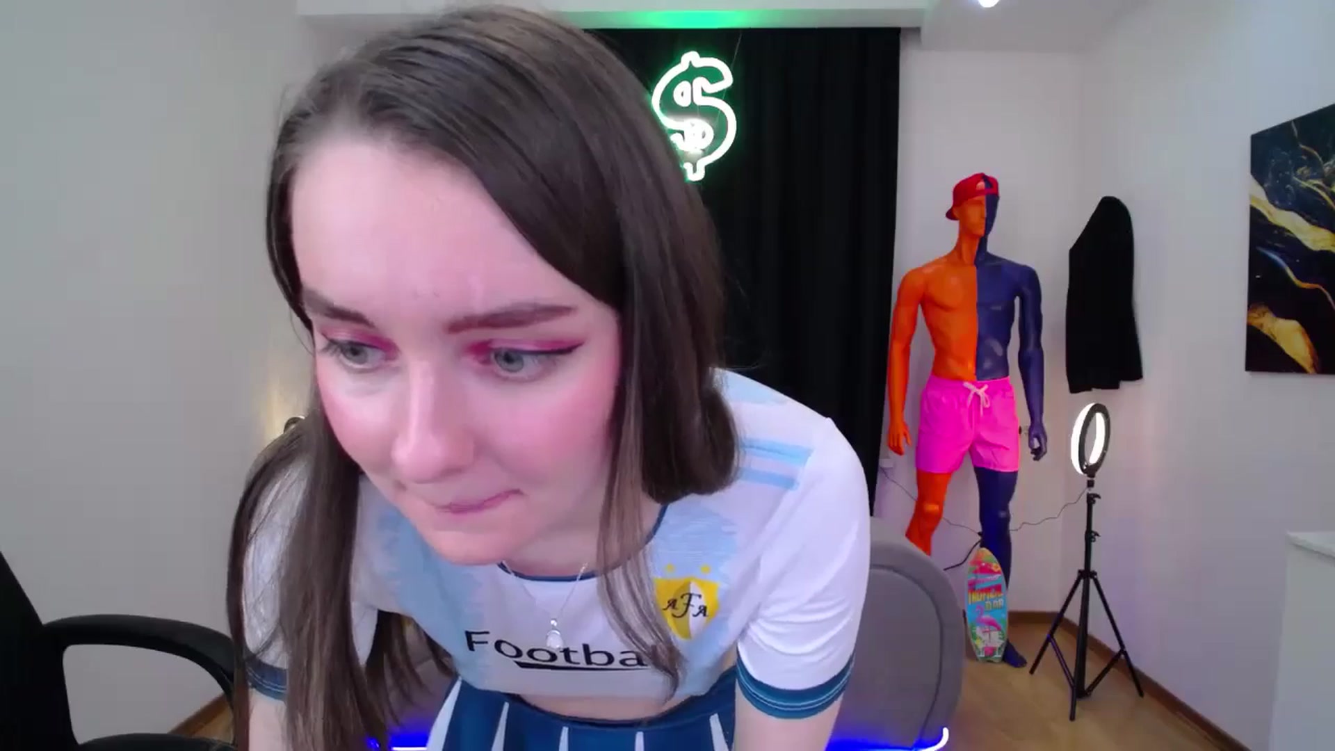 Gallery image thumbnail from Milim_Nava's myfreecams stream on, 09/10/2024, 17:23 image 19 of 20