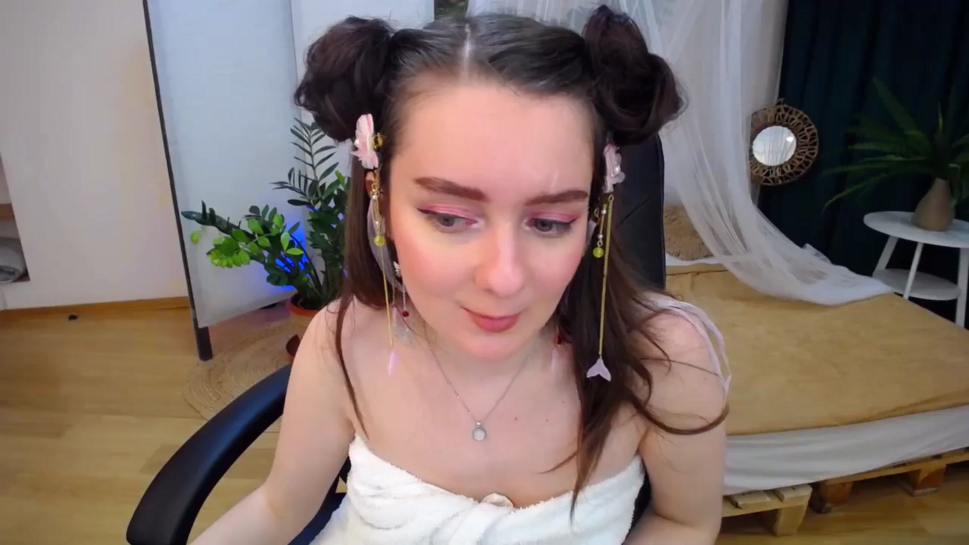 Gallery image thumbnail from Milim_Nava's myfreecams stream on, 09/11/2024, 16:53 image 15 of 20