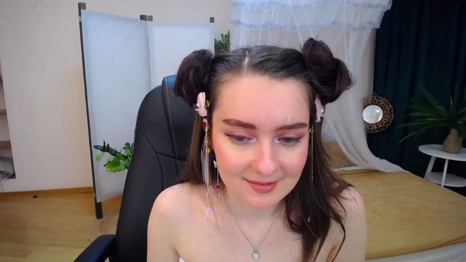 Gallery image thumbnail from Milim_Nava's myfreecams stream on, 09/11/2024, 16:53 image 10 of 20