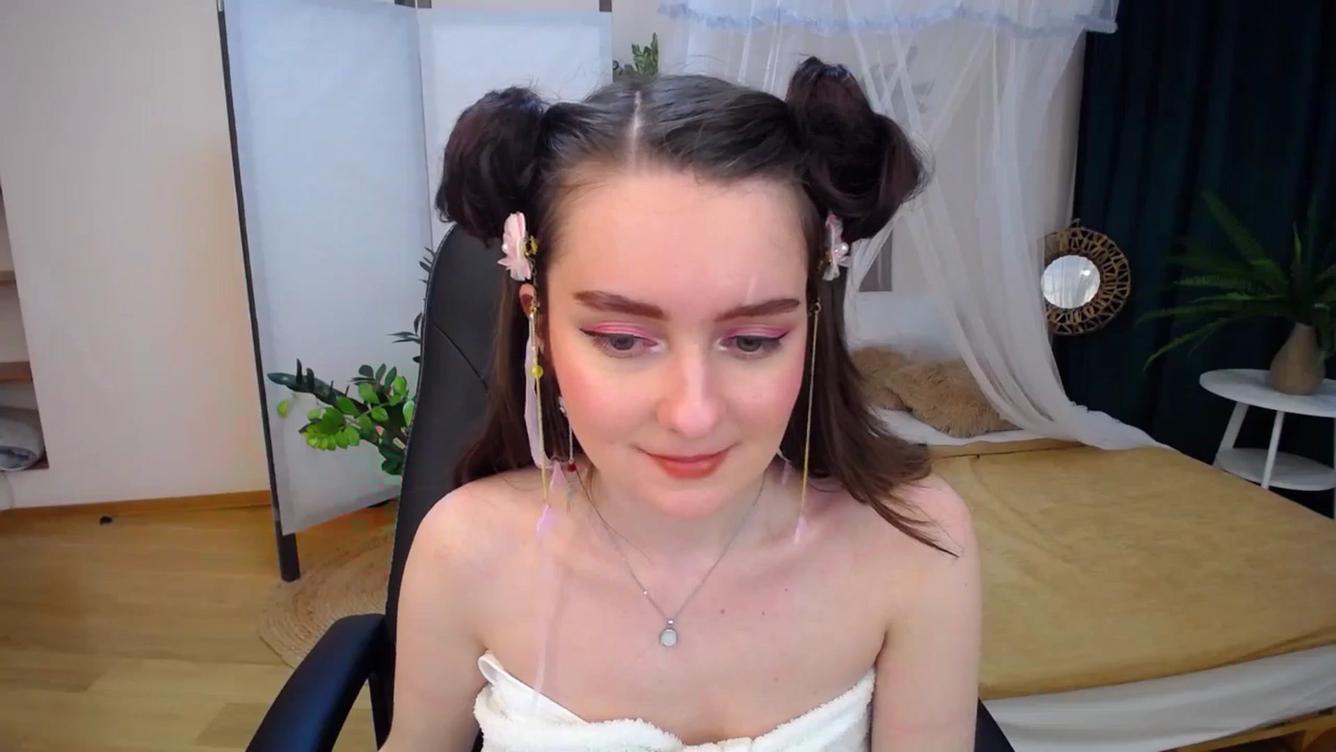 Gallery image thumbnail from Milim_Nava's myfreecams stream on, 09/11/2024, 16:53 image 4 of 20