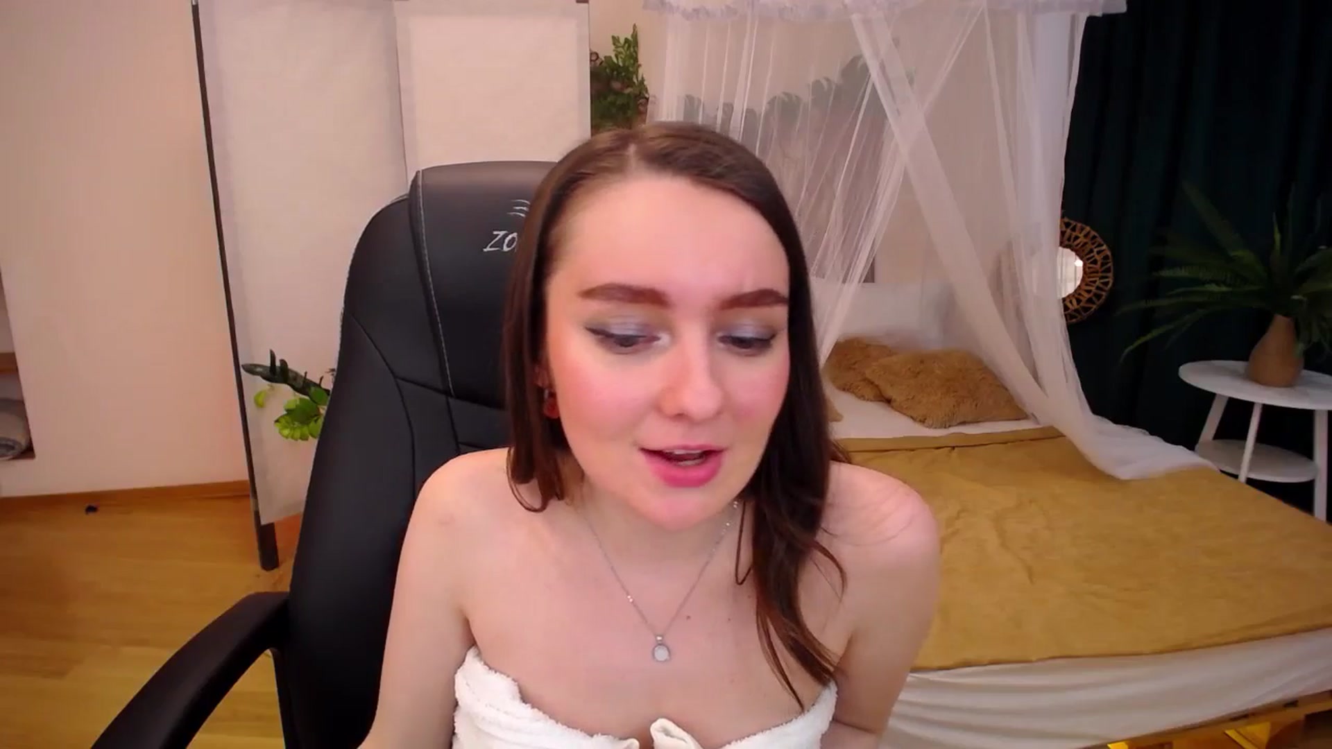 Gallery image thumbnail from Milim_Nava's myfreecams stream on, 09/12/2024, 07:45 image 18 of 20