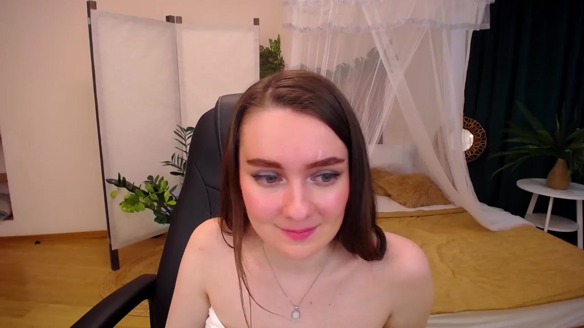 Gallery image thumbnail from Milim_Nava's myfreecams stream on, 09/12/2024, 07:45 image 5 of 20