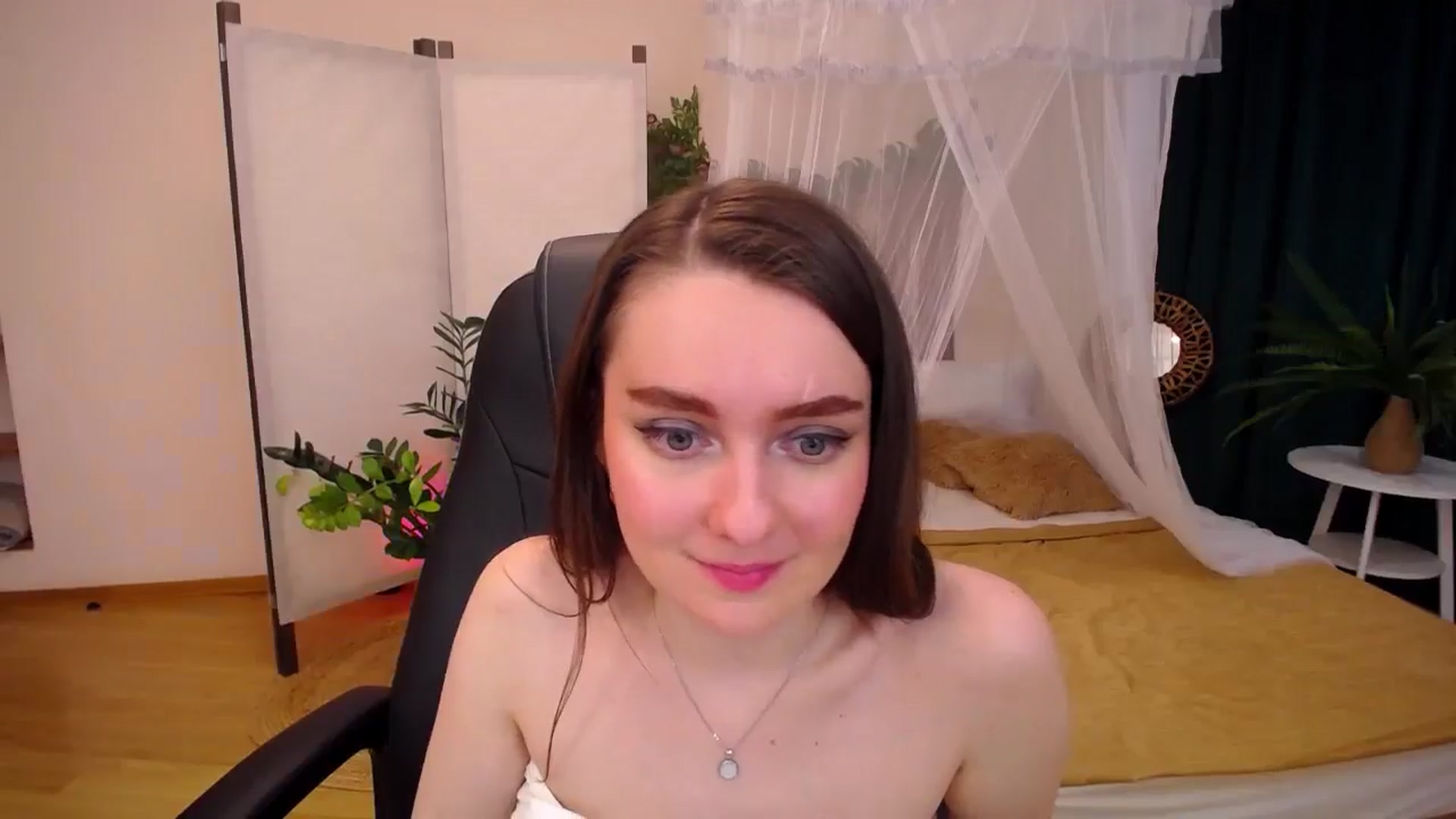 Gallery image thumbnail from Milim_Nava's myfreecams stream on, 09/12/2024, 07:45 image 4 of 20