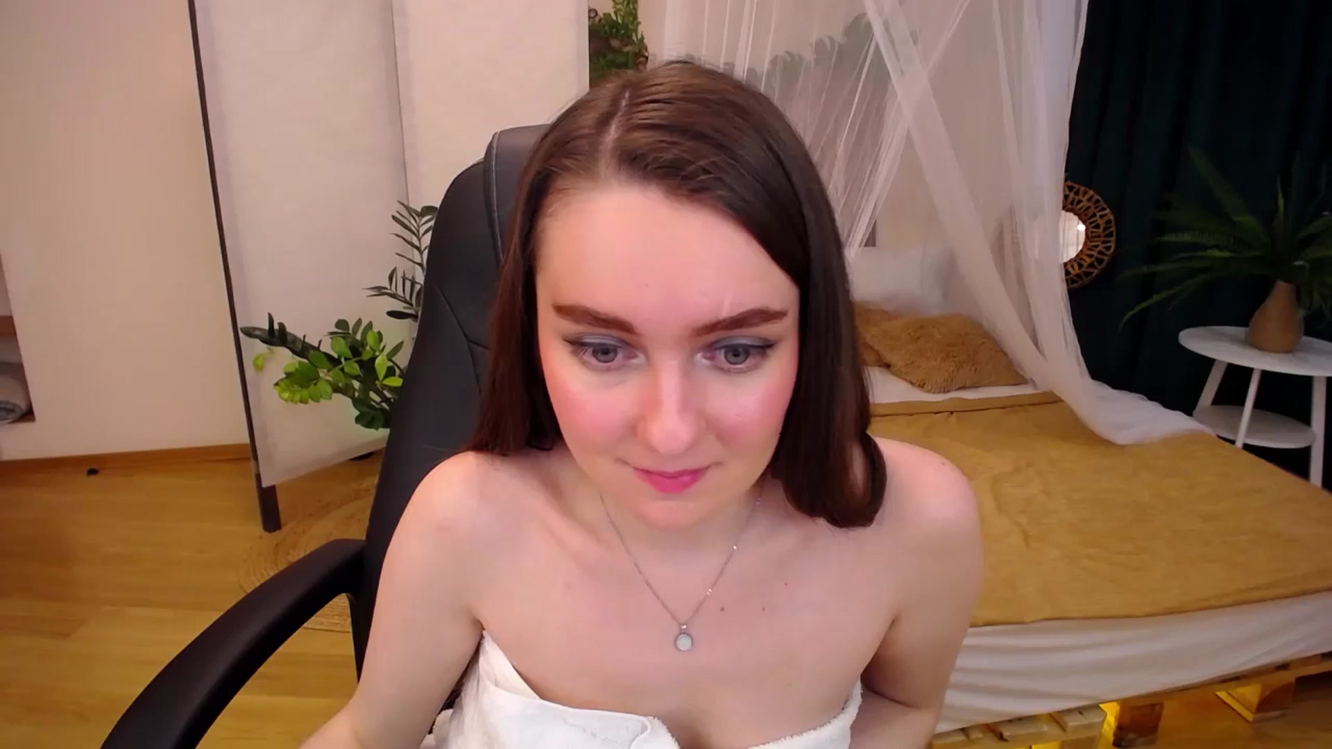 Gallery image thumbnail from Milim_Nava's myfreecams stream on, 09/12/2024, 07:45 image 6 of 20