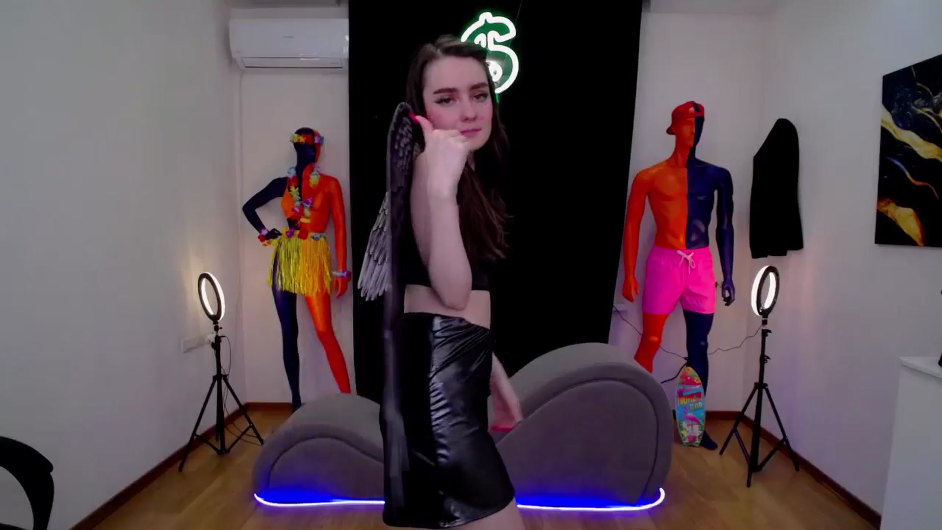Gallery image thumbnail from Milim_Nava's myfreecams stream on, 09/13/2024, 09:48 image 4 of 20