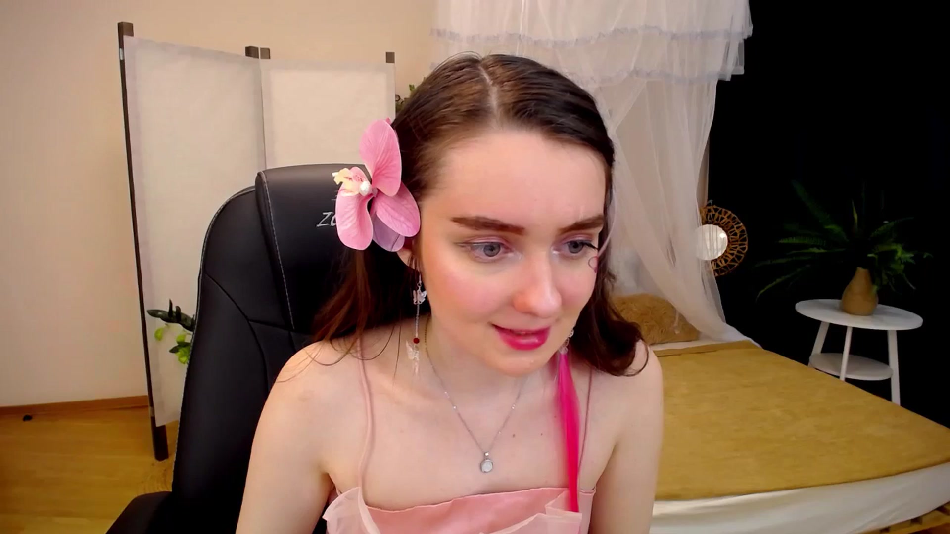 Gallery image thumbnail from Milim_Nava's myfreecams stream on, 09/14/2024, 19:05 image 10 of 20
