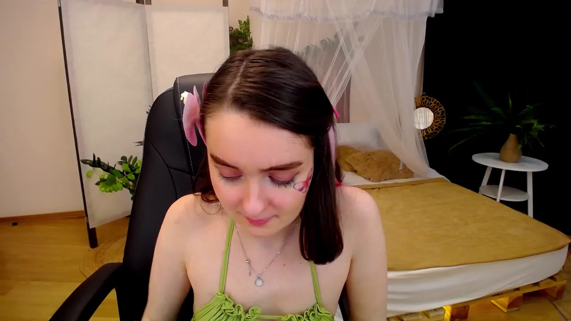 Gallery image thumbnail from Milim_Nava's myfreecams stream on, 09/14/2024, 23:30 image 3 of 20