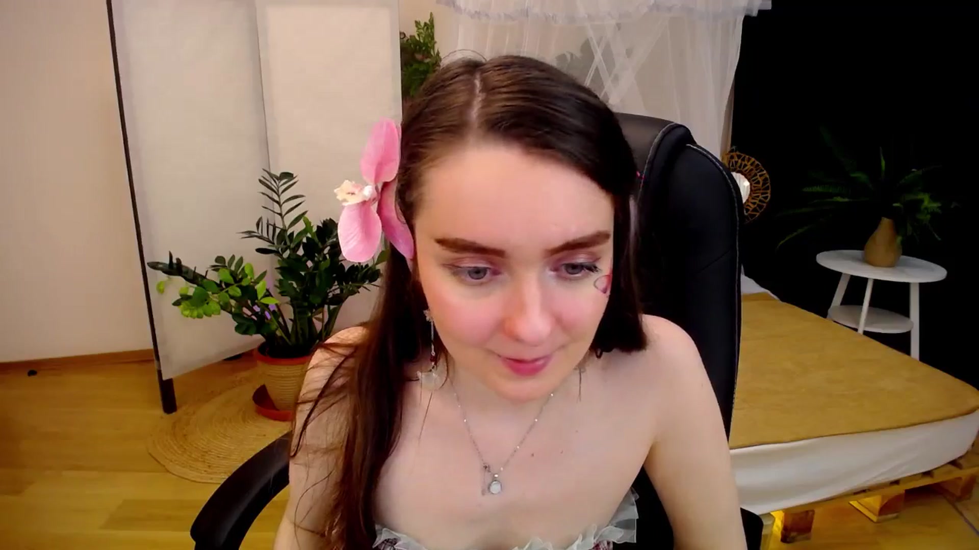 Gallery image thumbnail from Milim_Nava's myfreecams stream on, 09/15/2024, 24:25 image 2 of 20
