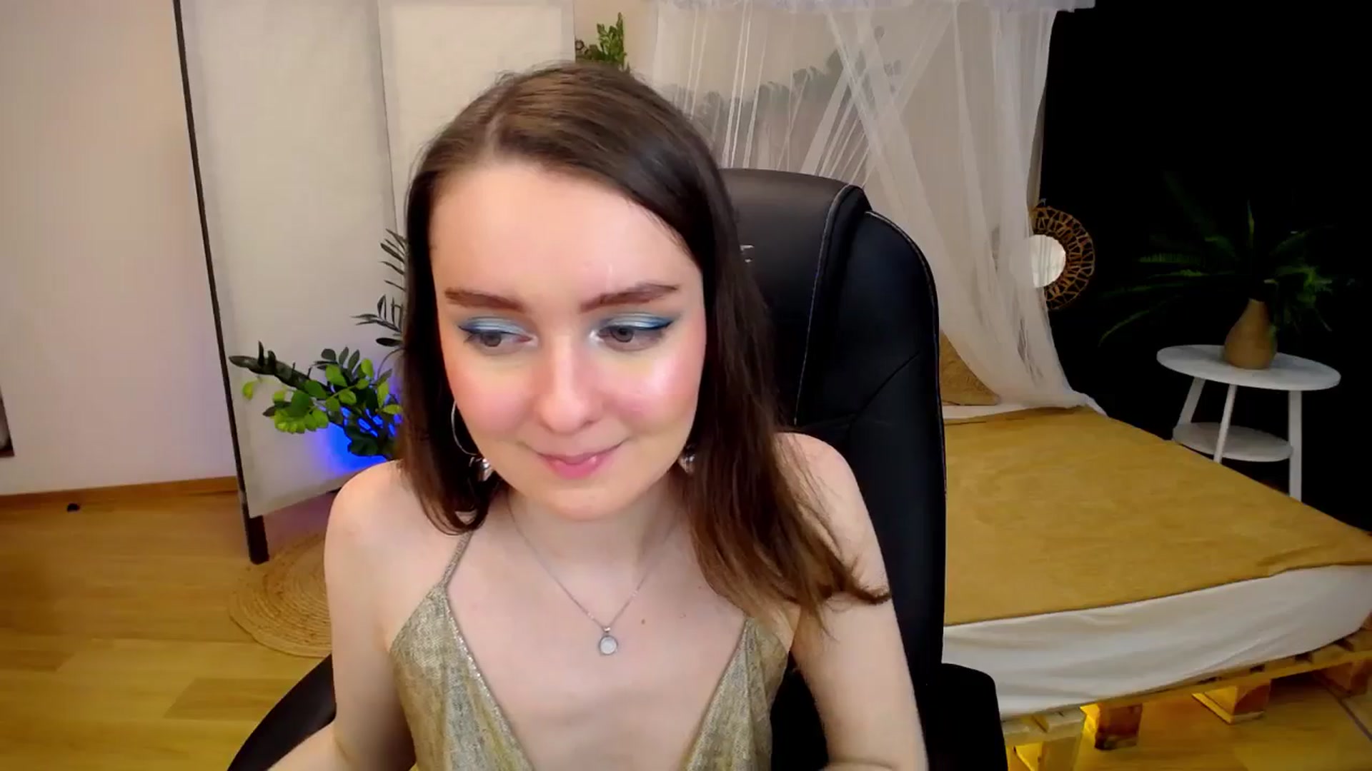 Gallery image thumbnail from Milim_Nava's myfreecams stream on, 09/16/2024, 24:02 image 11 of 20