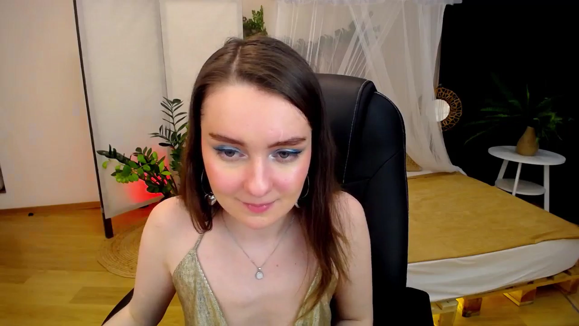 Gallery image thumbnail from Milim_Nava's myfreecams stream on, 09/16/2024, 24:02 image 13 of 20