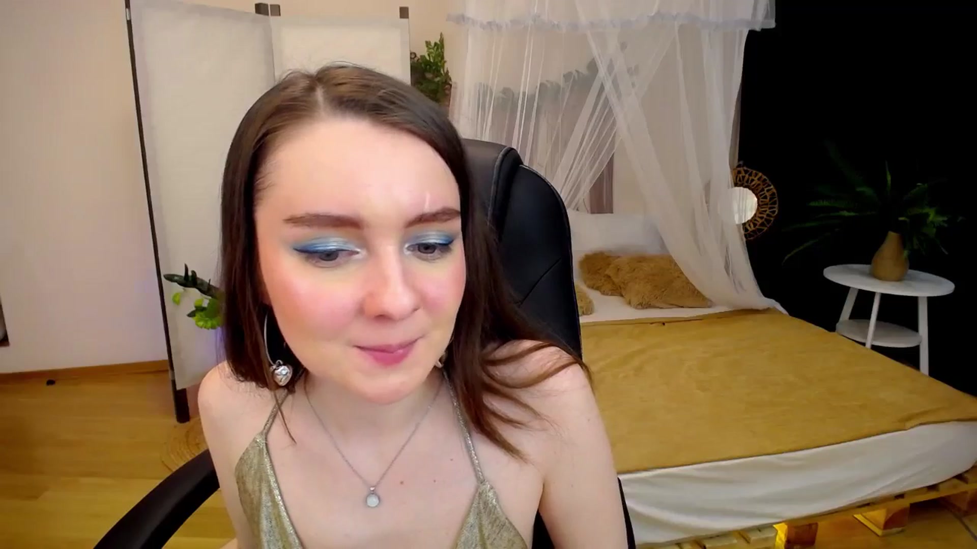 Gallery image thumbnail from Milim_Nava's myfreecams stream on, 09/16/2024, 24:02 image 2 of 20