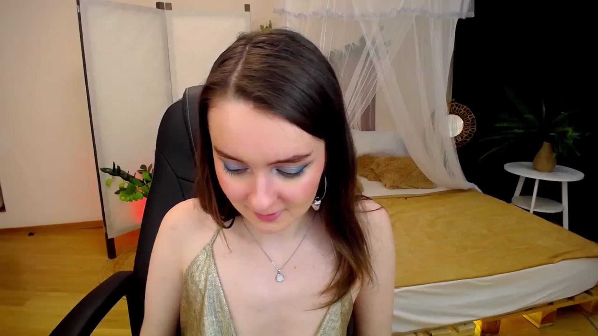 Gallery image thumbnail from Milim_Nava's myfreecams stream on, 09/16/2024, 24:02 image 3 of 20