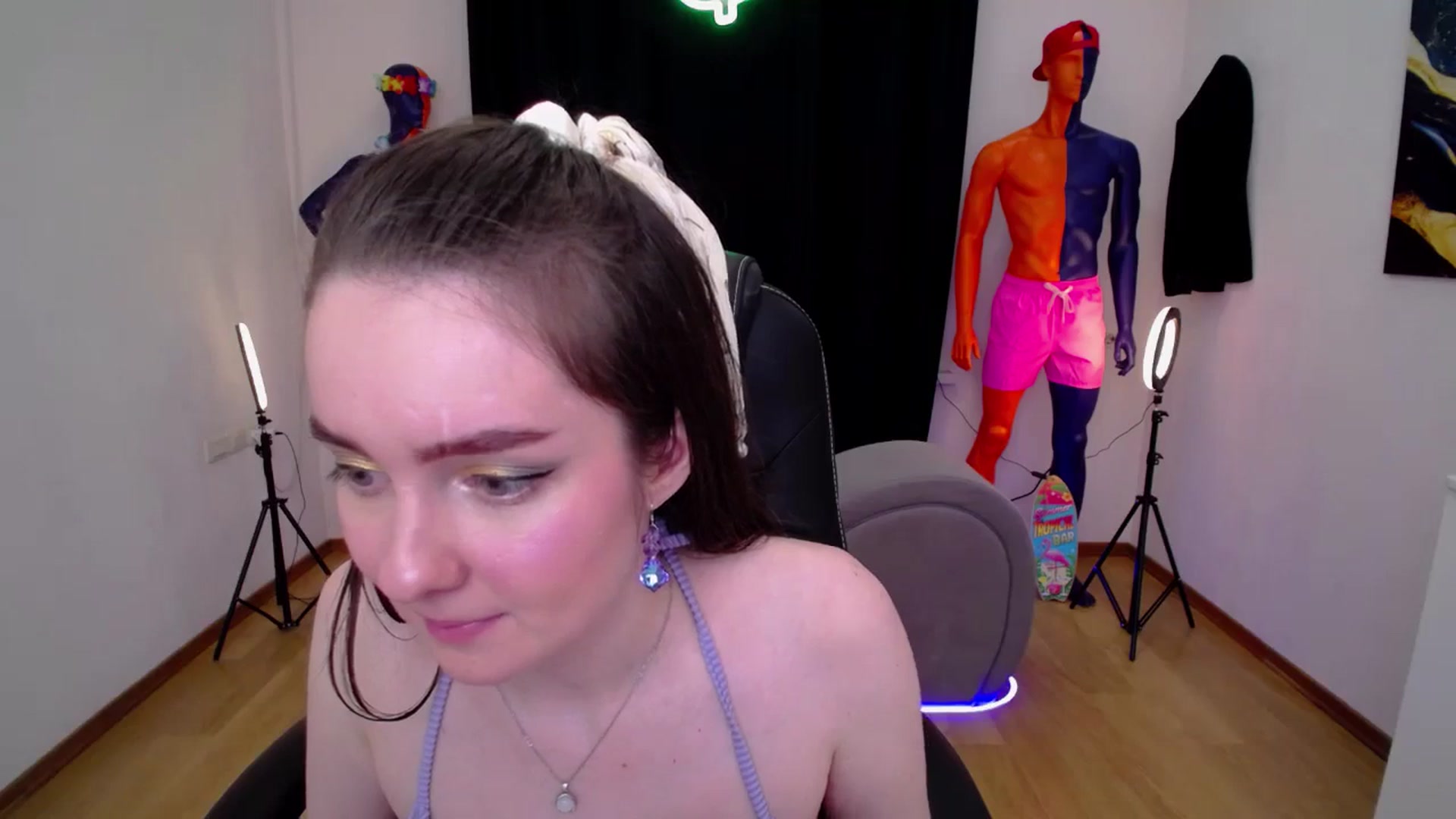 Gallery image thumbnail from Milim_Nava's myfreecams stream on, 09/17/2024, 04:19 image 12 of 20