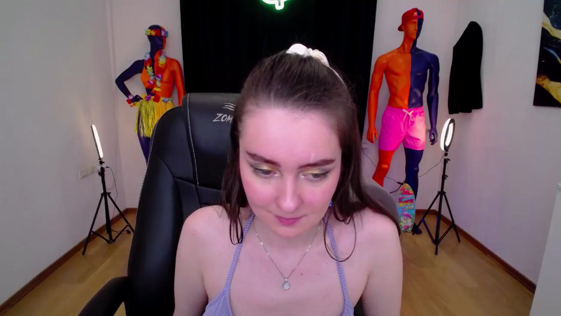 Gallery image thumbnail from Milim_Nava's myfreecams stream on, 09/17/2024, 04:19 image 10 of 20