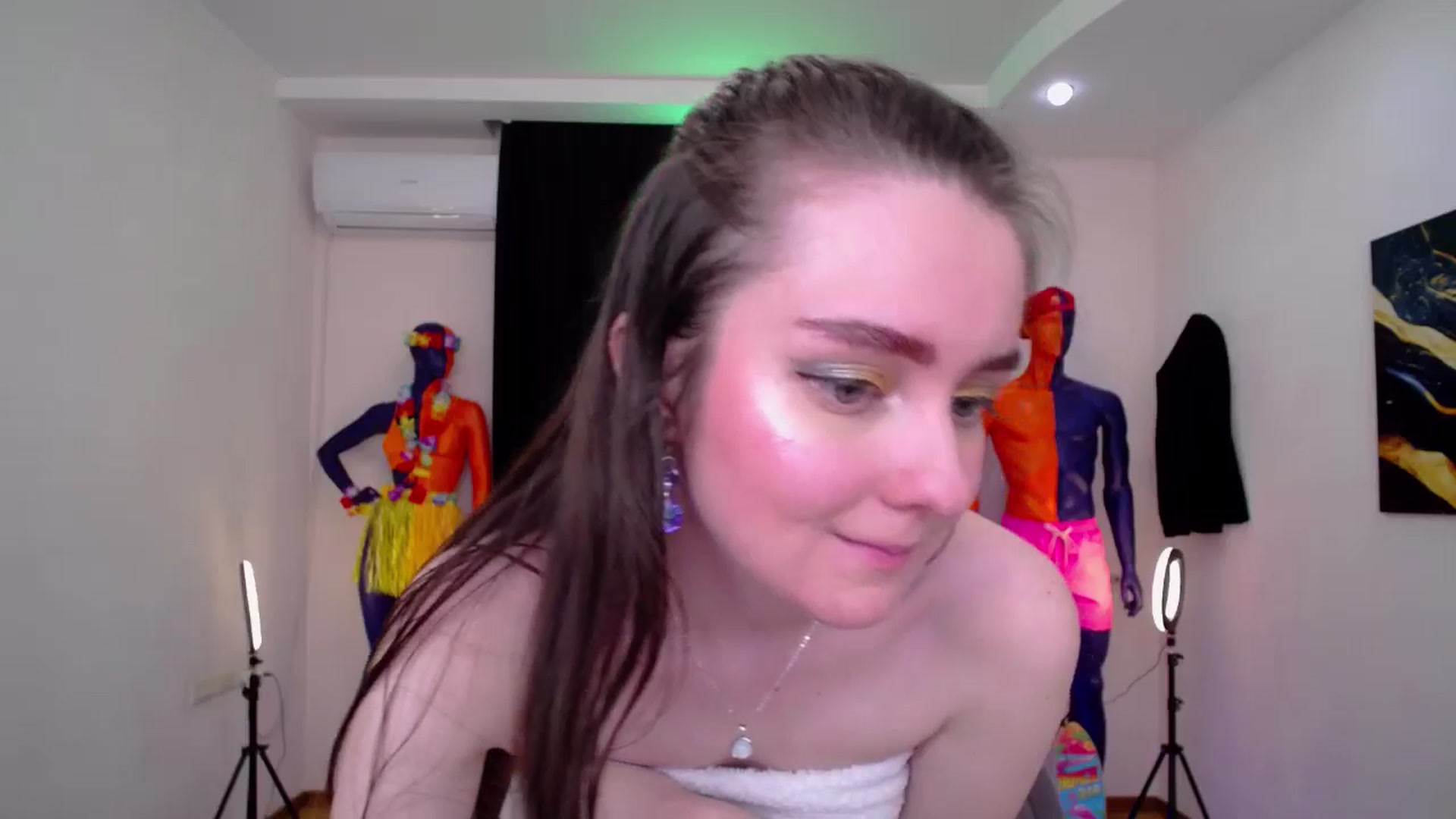 Gallery image thumbnail from Milim_Nava's myfreecams stream on, 09/17/2024, 04:25 image 20 of 20