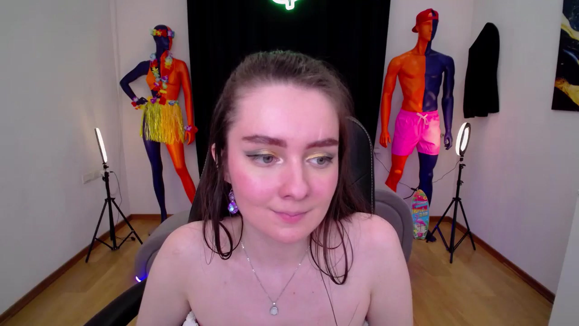 Gallery image thumbnail from Milim_Nava's myfreecams stream on, 09/17/2024, 04:25 image 5 of 20