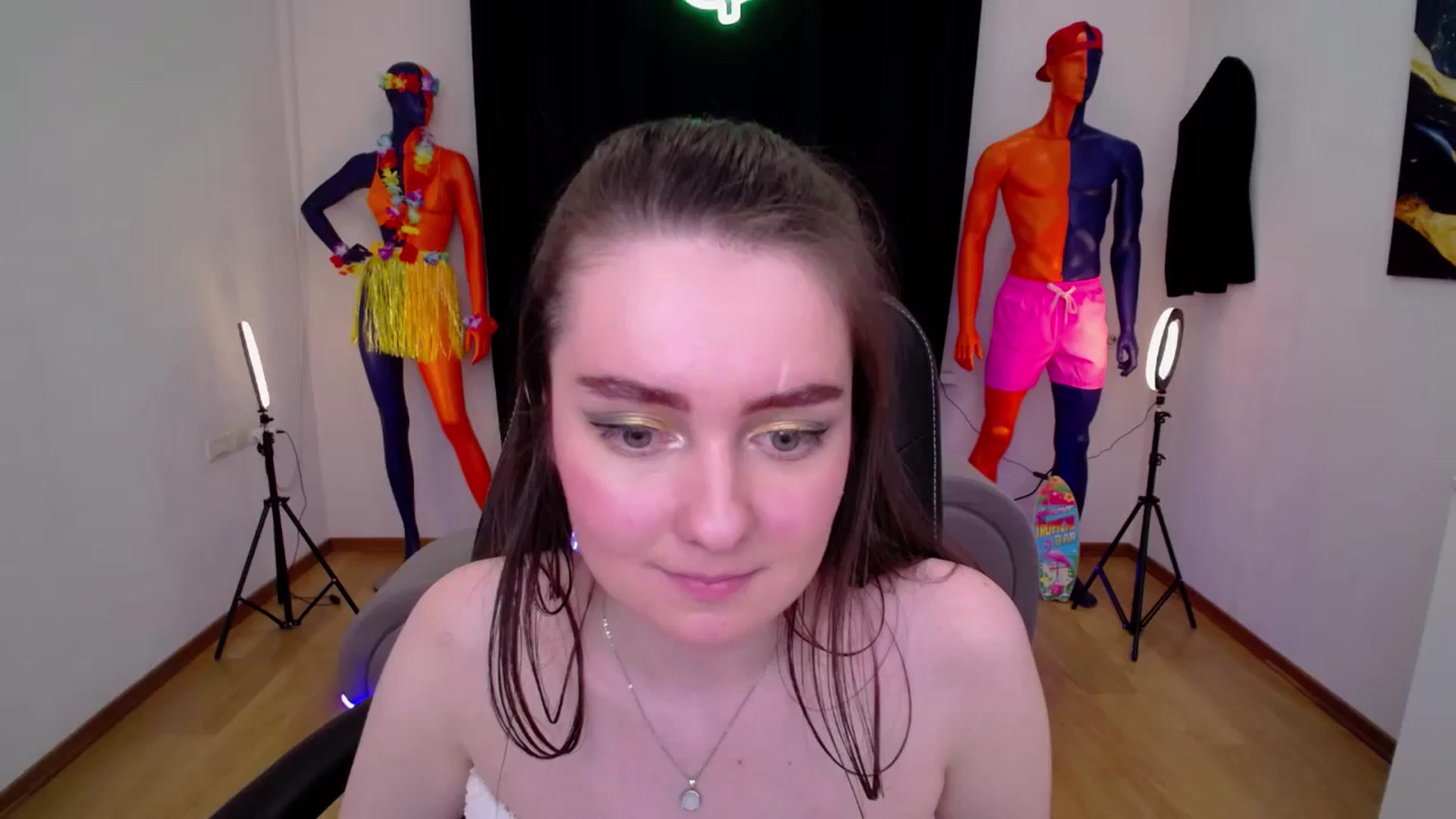 Gallery image thumbnail from Milim_Nava's myfreecams stream on, 09/17/2024, 04:25 image 14 of 20