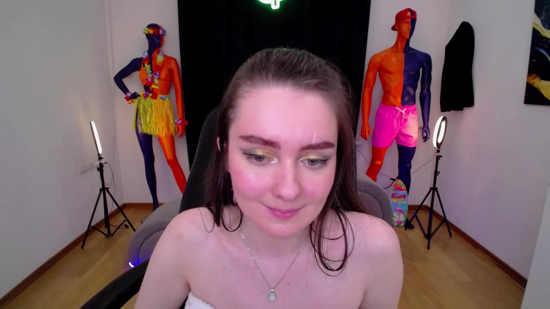 Gallery image thumbnail from Milim_Nava's myfreecams stream on, 09/17/2024, 04:25 image 2 of 20